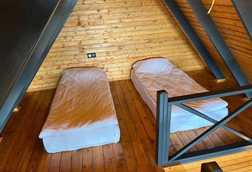 مبيت وإفطار Defne Bungalow Yomra