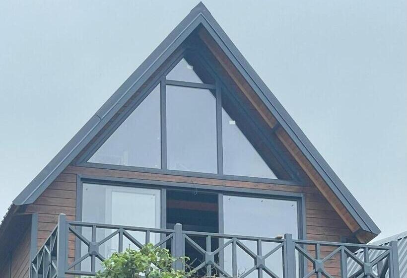 مبيت وإفطار Defne Bungalow Yomra