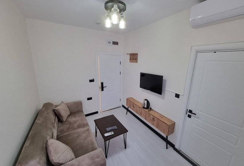 Elite Park Hotel & Suites