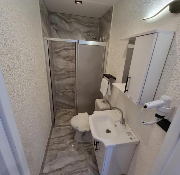 Elite Park Hotel & Suites