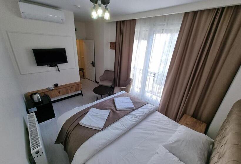 Elite Park Hotel & Suites