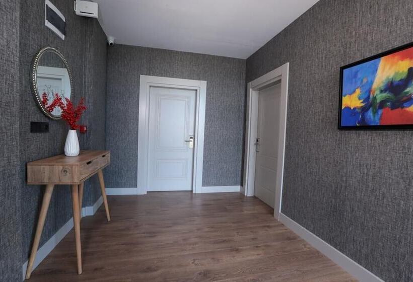 فندق Brand Business