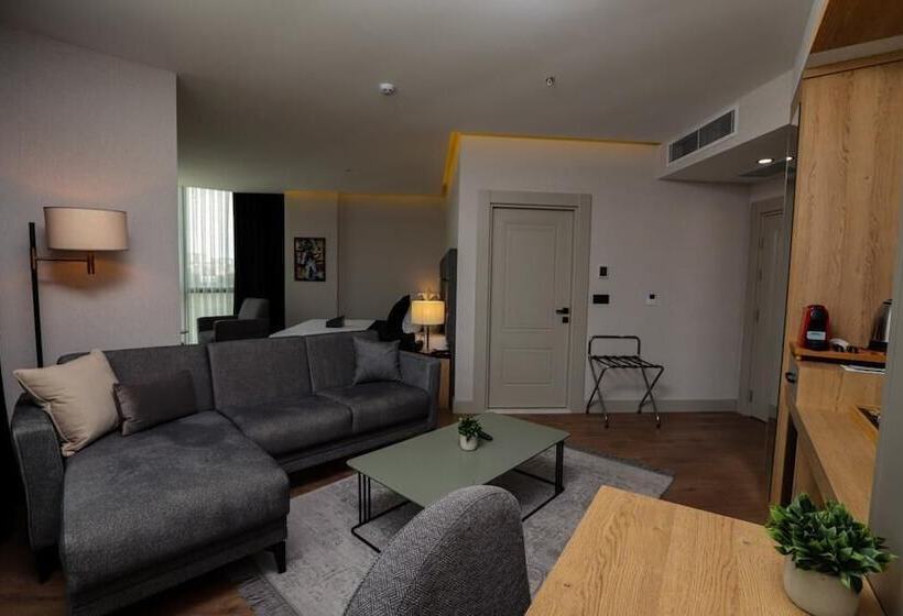 בית מלון כפרי Brand Business