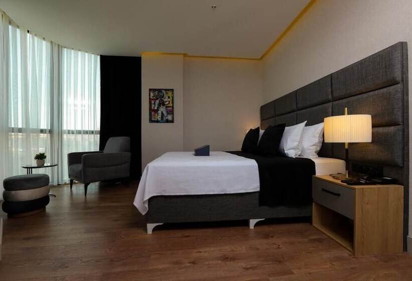 בית מלון כפרי Brand Business