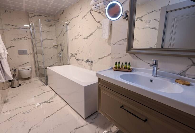 בית מלון כפרי Brand Business