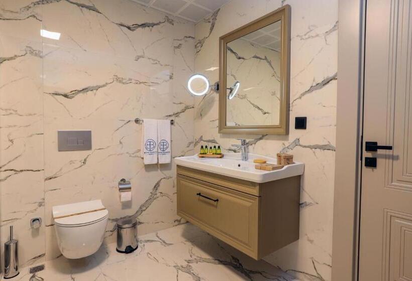 בית מלון כפרי Brand Business