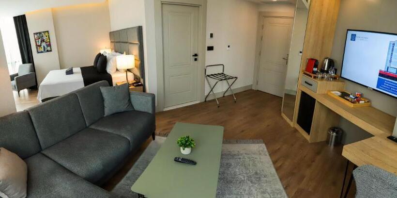 فندق Brand Business