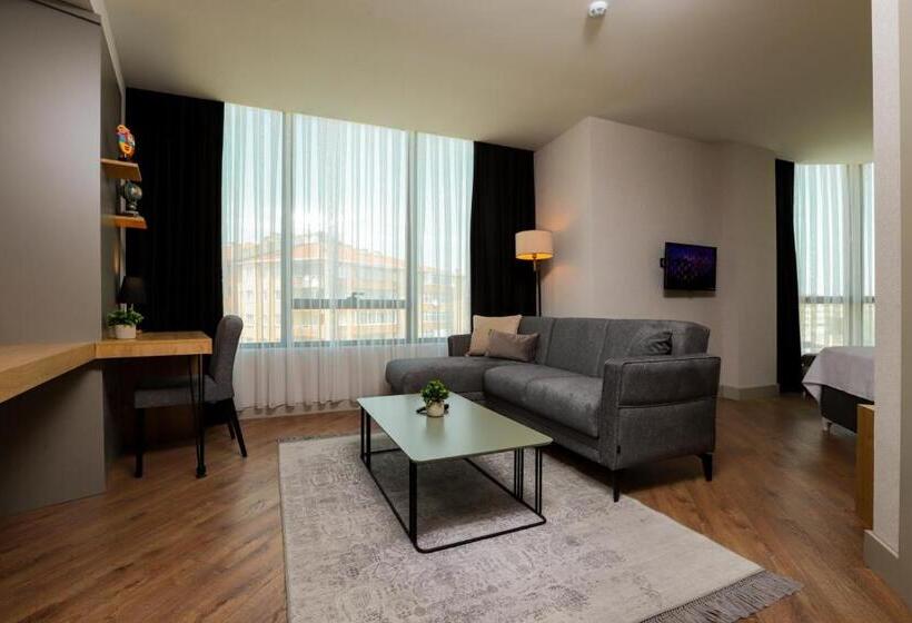 בית מלון כפרי Brand Business