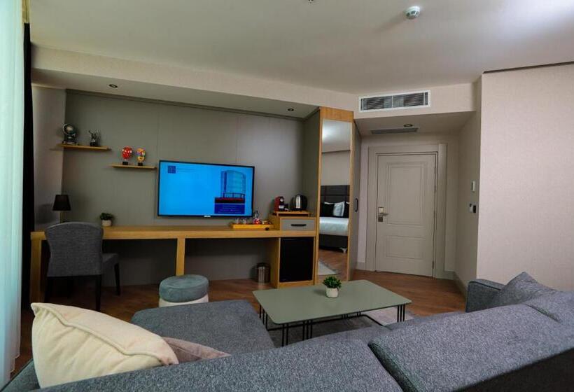 בית מלון כפרי Brand Business