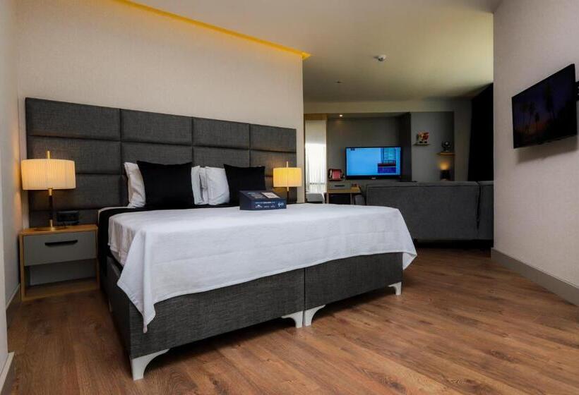 בית מלון כפרי Brand Business