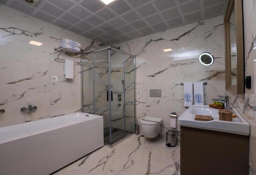 בית מלון כפרי Brand Business