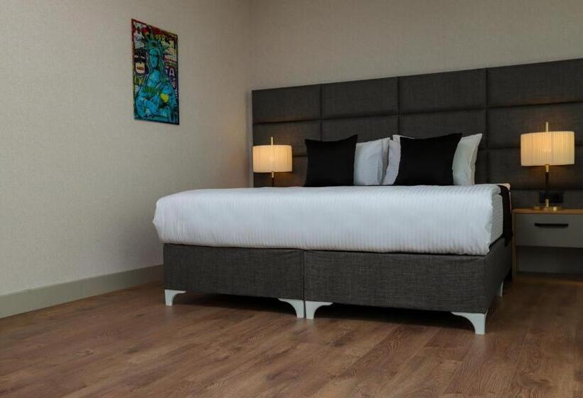 בית מלון כפרי Brand Business