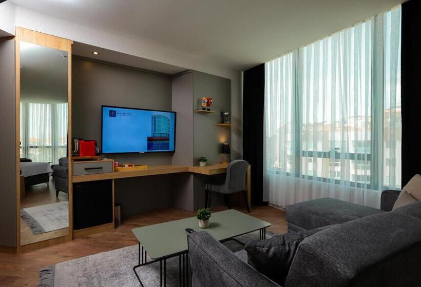 בית מלון כפרי Brand Business