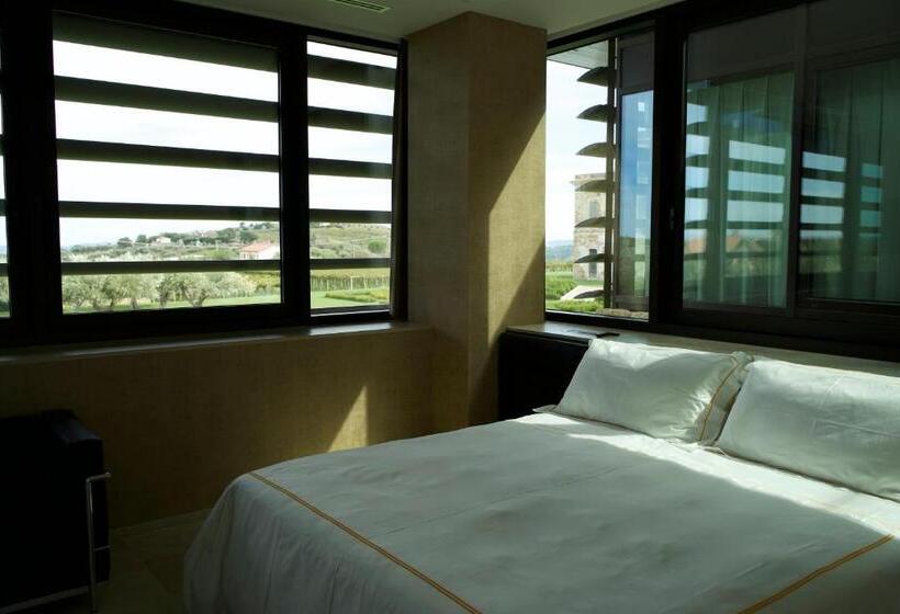 فندق Foresteria Castorani