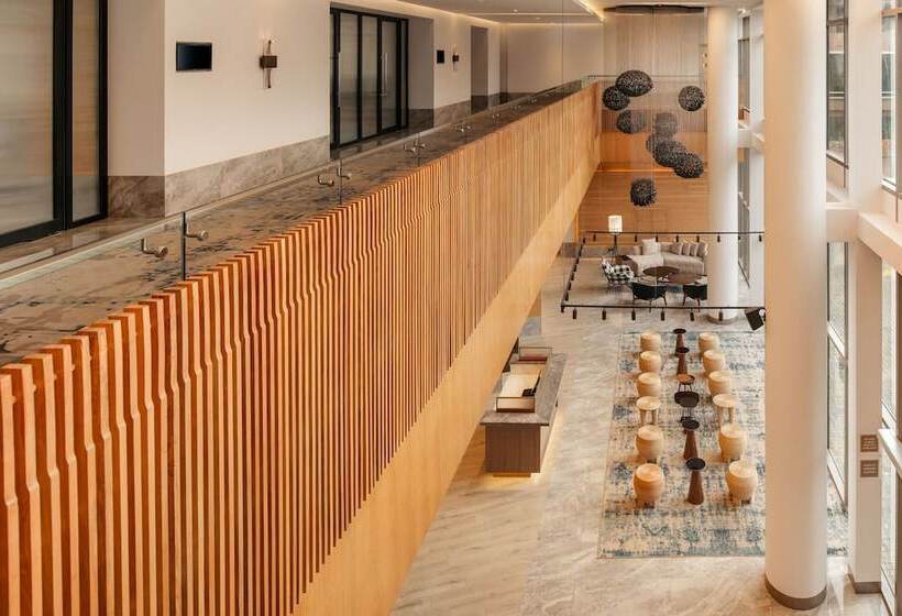 هتل Four Points By Sheraton Kampala