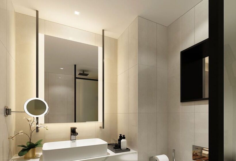 هتل Four Points By Sheraton Kampala