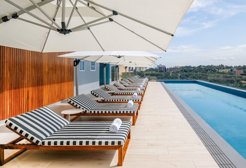 هتل Four Points By Sheraton Kampala