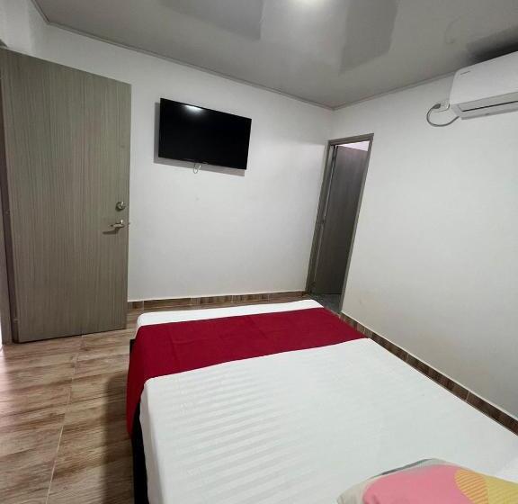 בית מלון כפרי Hippopotamus