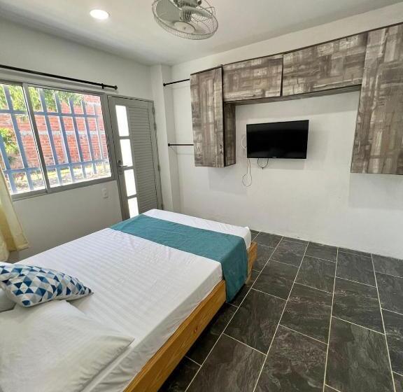 בית מלון כפרי Hippopotamus