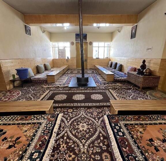 Отель Juniper Home   Story Homes Kaza