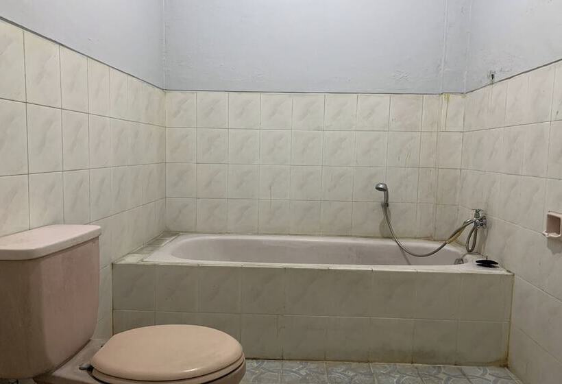 فندق Merak Indah