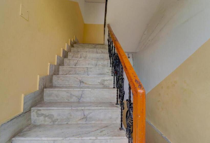 Отель Oyo 81427 Kanika