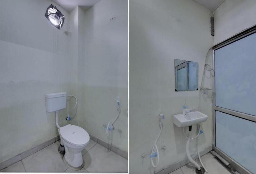 בית מלון כפרי Oyo Flagship Mountain Valley Guest House