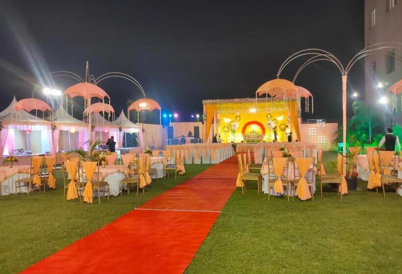 בית מלון כפרי The Golf 1