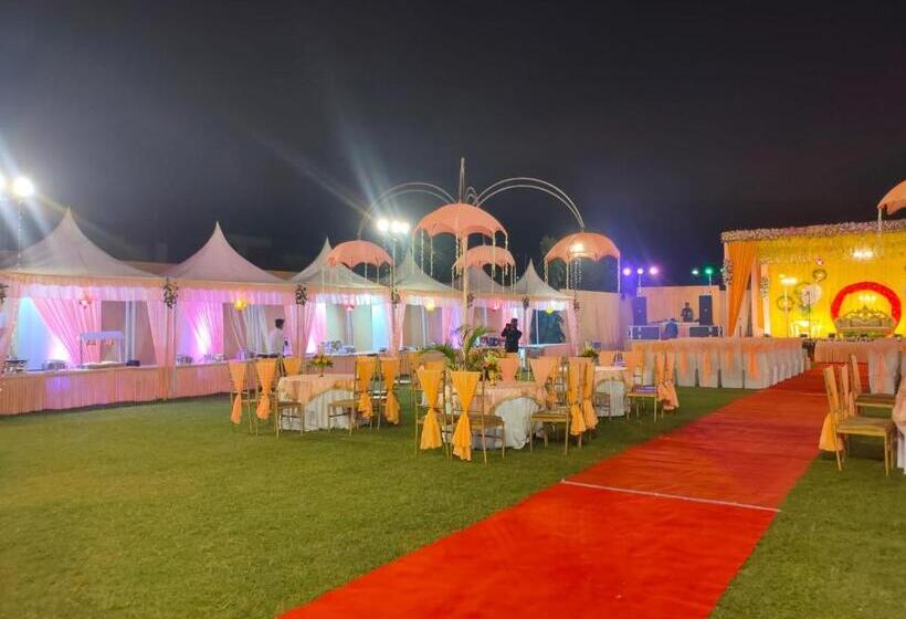 בית מלון כפרי The Golf 1