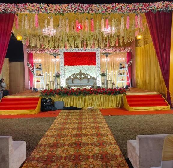 בית מלון כפרי The Golf 1