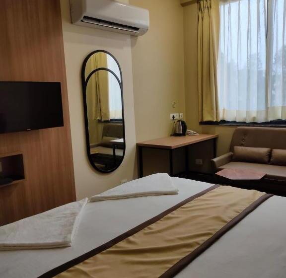 בית מלון כפרי The Golf 1