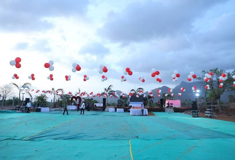 בית מלון כפרי Wayfare Sp Resort