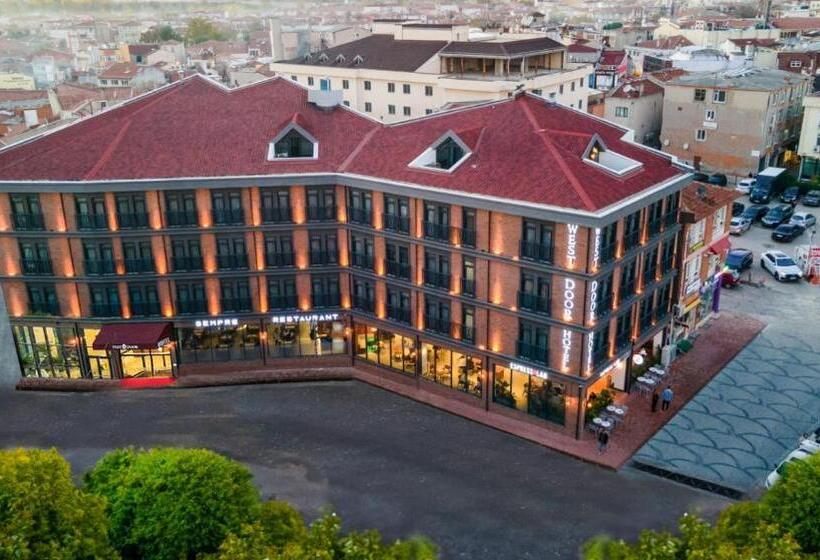 בית מלון כפרי Westdoor