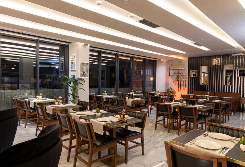 בית מלון כפרי Westdoor