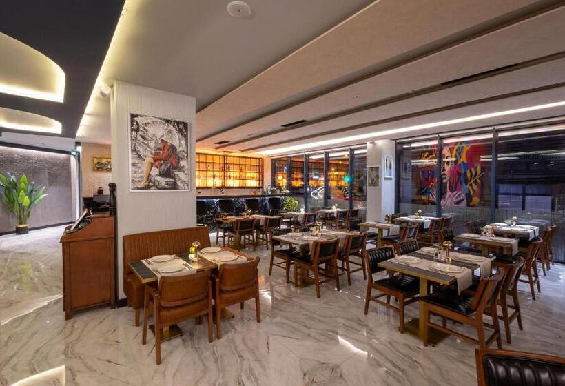 בית מלון כפרי Westdoor