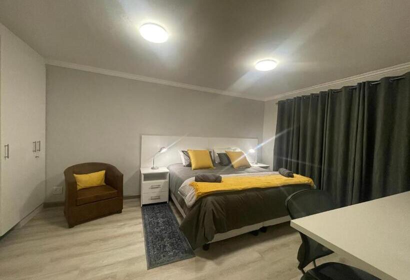 بنسيون De Tuin Accommodation