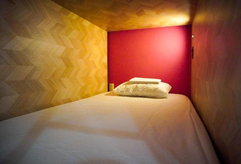 پانسیون Hostal Chocolate Calenda