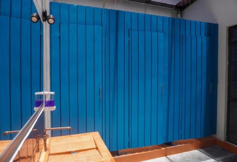 پانسیون Hostal Chocolate Calenda