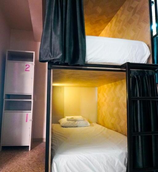 פנסיון Hostal Chocolate Calenda