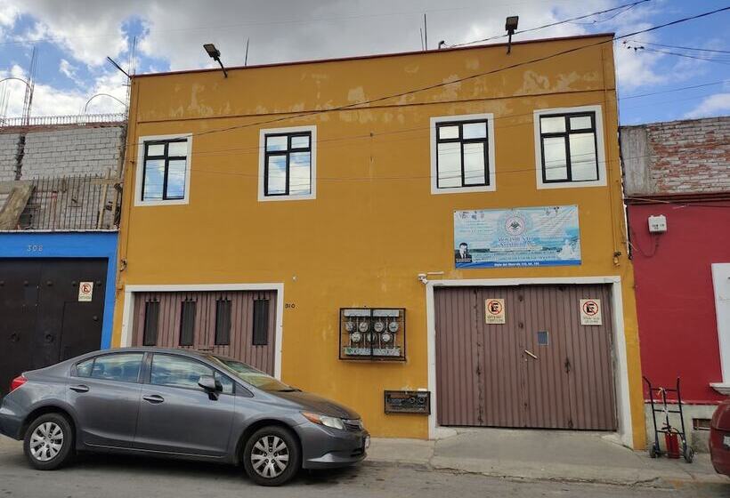 پانسیون Hostal Chocolate Calenda