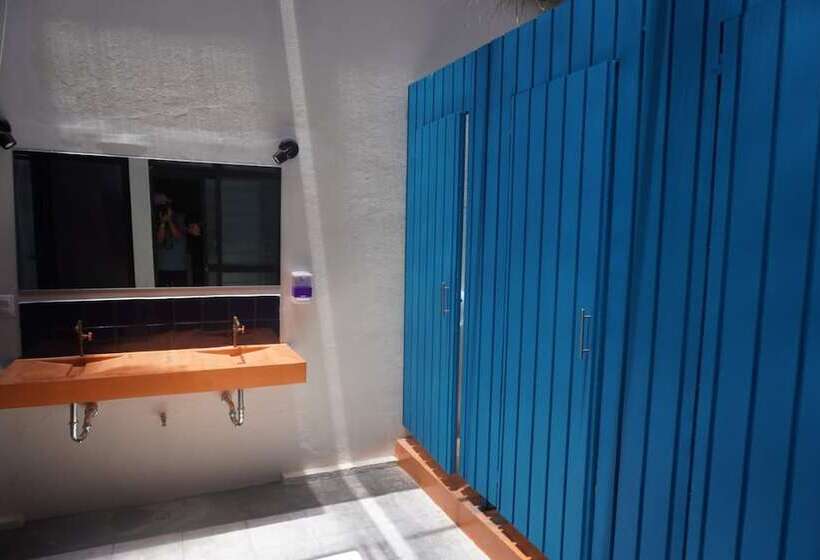 پانسیون Hostal Chocolate Calenda