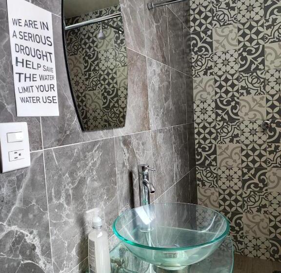 פנסיון Hostal Chocolate Calenda