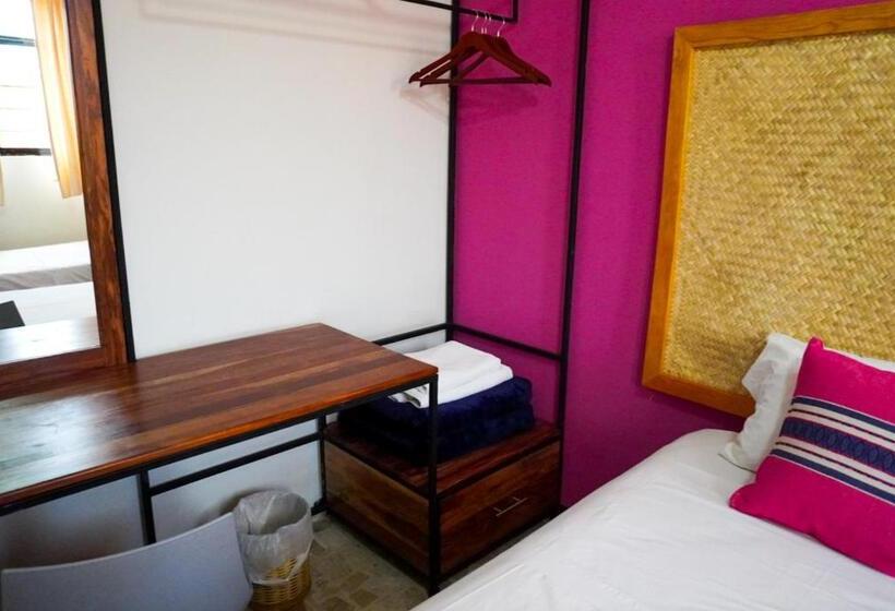 פנסיון Hostal Chocolate Calenda