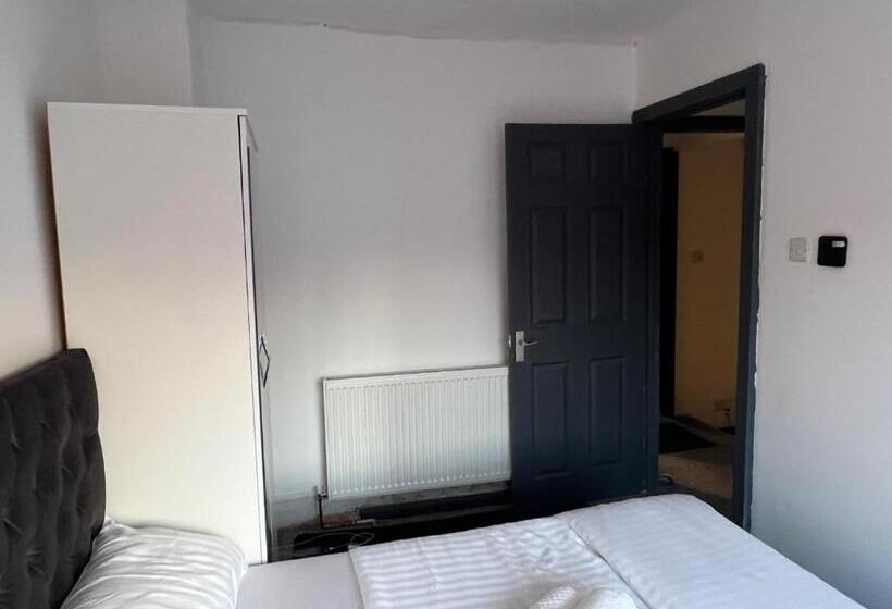 膳宿费 Nano Rooms Accommodation