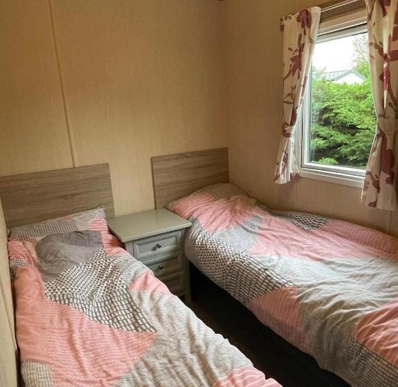 بنسيون Orchard 12