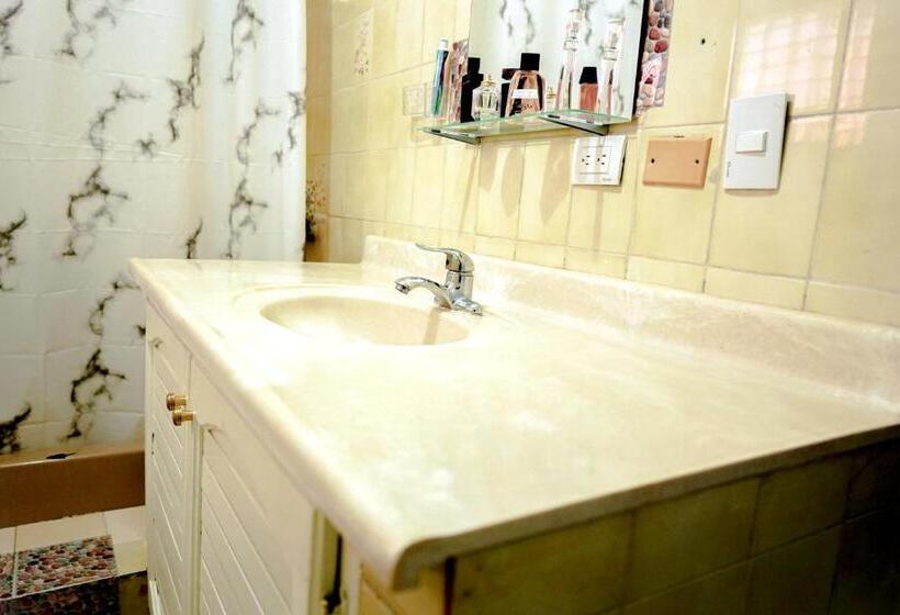 פנסיון Refugio Encantador