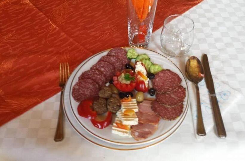 Restaurant Pensiune La Danila