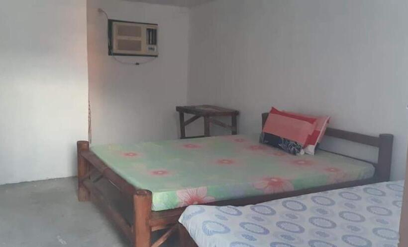 هاستل Magic S Place Beach Resort