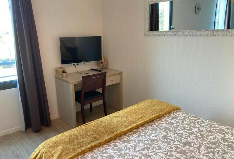 Appart Hotel Avignon Gare Tgv   Le Kaelis 407