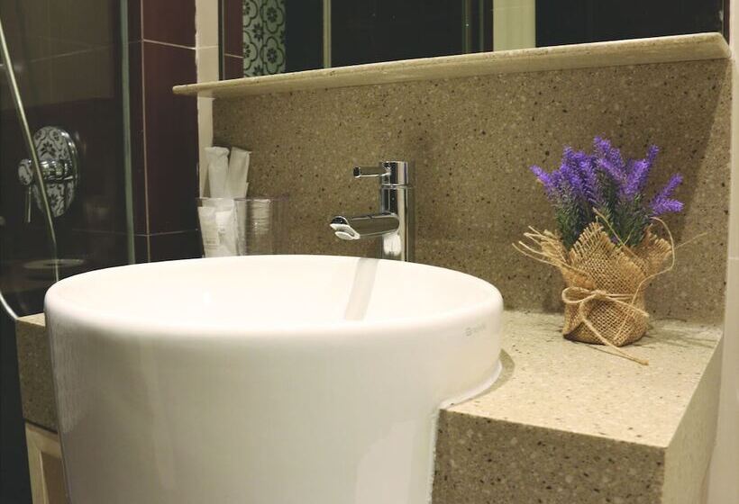 Aqueen Prestige Hotel Lavender